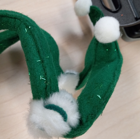 Annalee Mobilitee 14 in Green White Peppermint Twist Christmas Pixie Holiday Elf - Picture 5 of 16